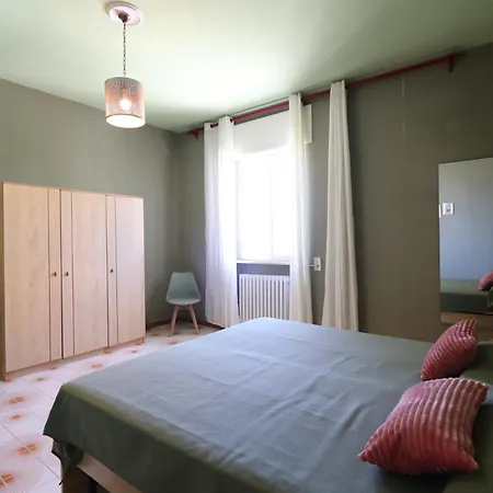 Casa Diana Charme, Centro & Garage Ac & Wifi 6 Sleeps Apartament *