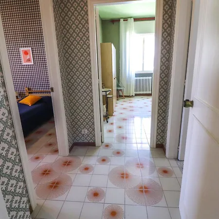 Casa Diana Charme, Centro & Garage Ac & Wifi 6 Sleeps Apartment *
