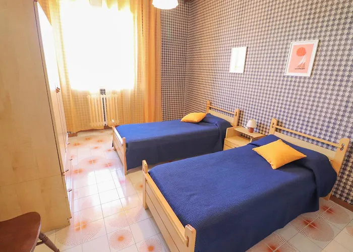 Casa Diana Charme, Centro & Garage Ac & Wifi 6 Sleeps Apartament *