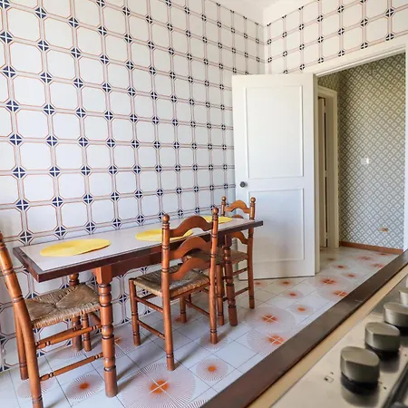 Apartment Casa Diana Charme, Centro & Garage Ac & Wifi 6 Sleeps *