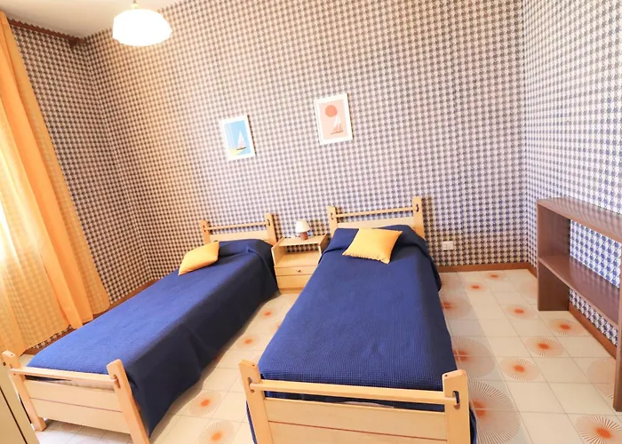 Casa Diana Charme, Centro & Garage Ac & Wifi 6 Sleeps Apartment